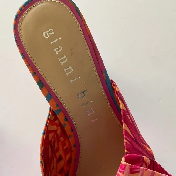 GIANNI BINI Keily Palm Printed Bow Detail Block Heel Dress Sandal Size 7.5 - Picture 6 of 10